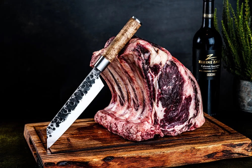 Nůž Forged VG10 – ruční zpracování a detail čepele